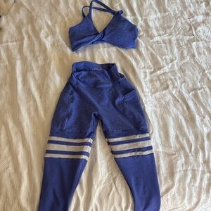 Bombshell blue set top size M bottom XS workout
